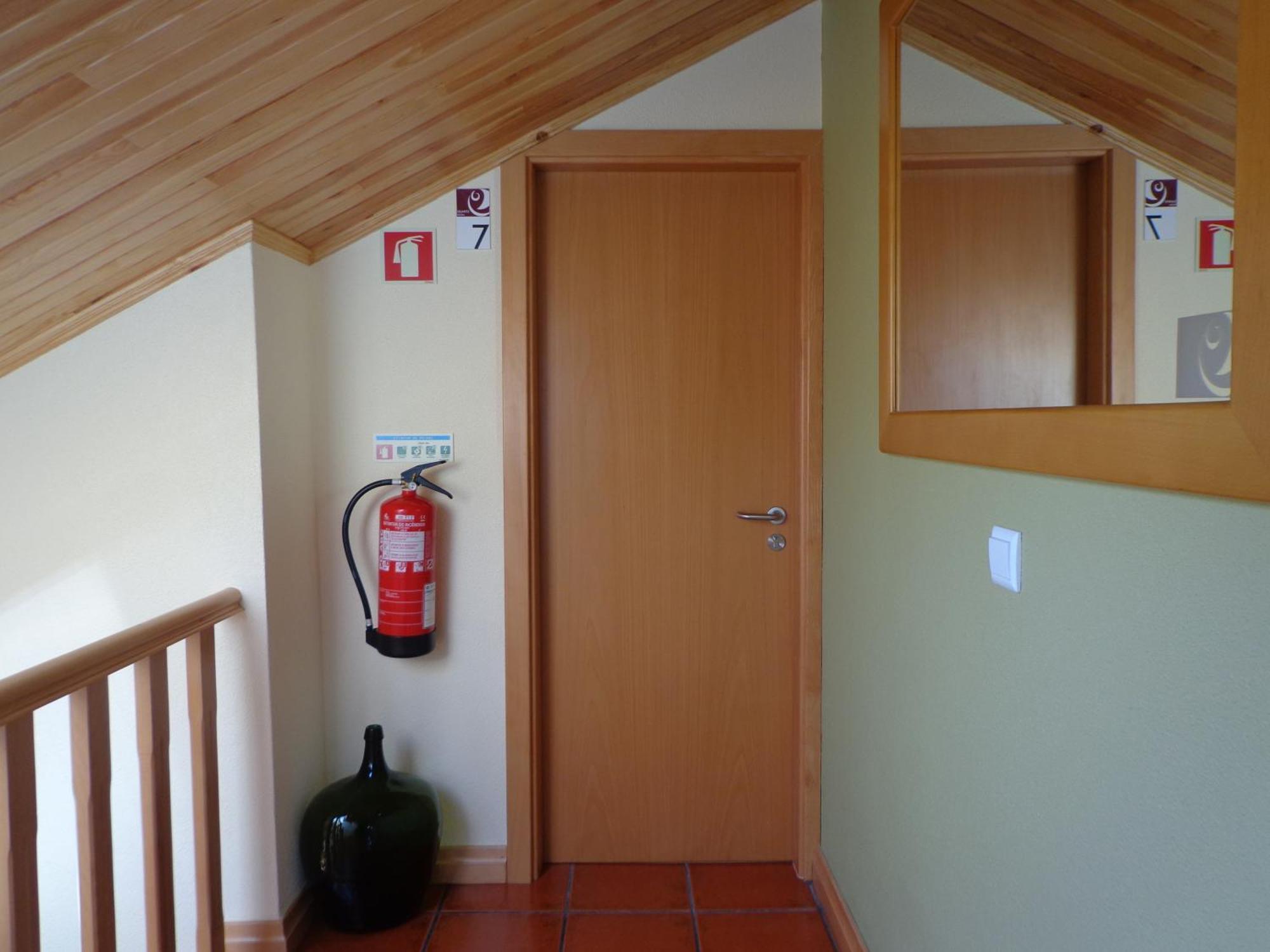 Casa Da Fonte Sagrada Hotell Loriga Exteriör bild